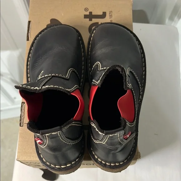 Unisex Black and Red Leather Boots Duckfeet 38 - Picture 7 of 7